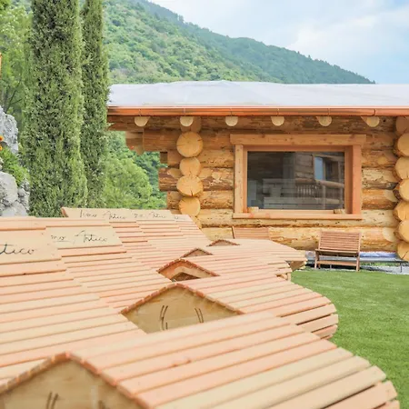 Legno Antico לינה וארוחת בוקר 3*